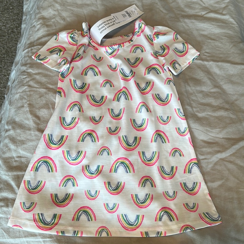 GAP NWT rainbow nightgown